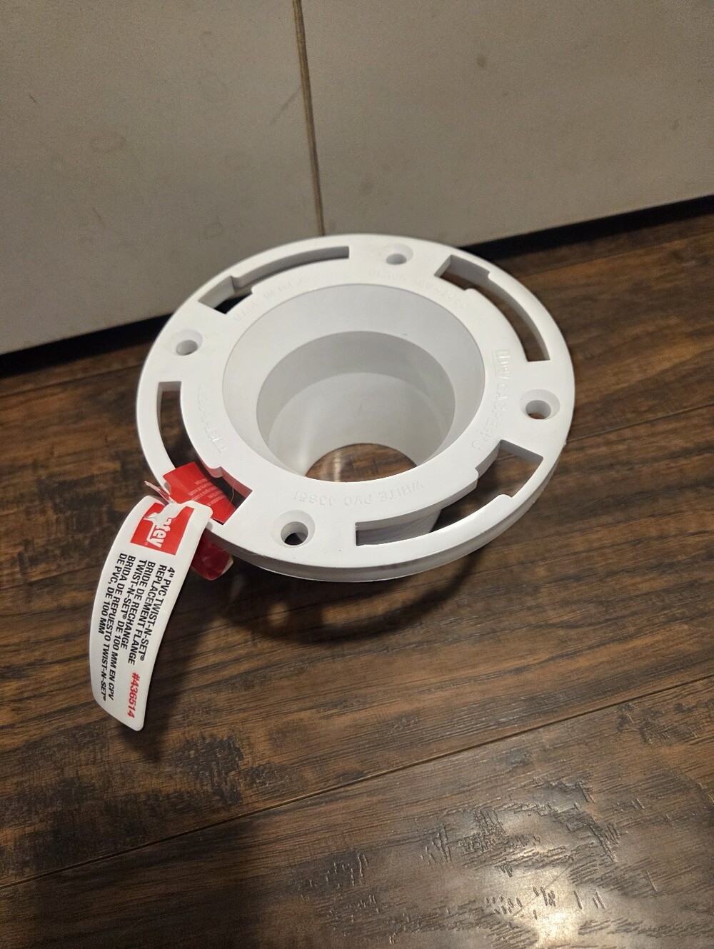 Oatey Twist-N-Set 3.26-in White PVC Toilet flange